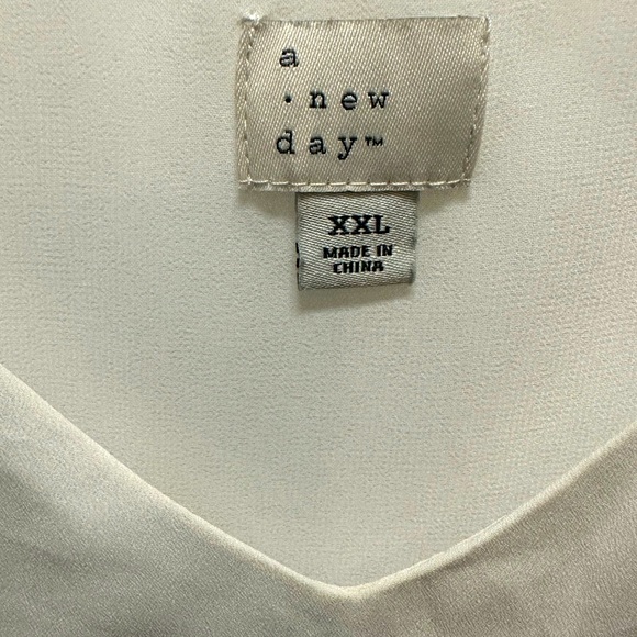 A New Day camisole.  Size XXLarge. - Picture 2 of 3